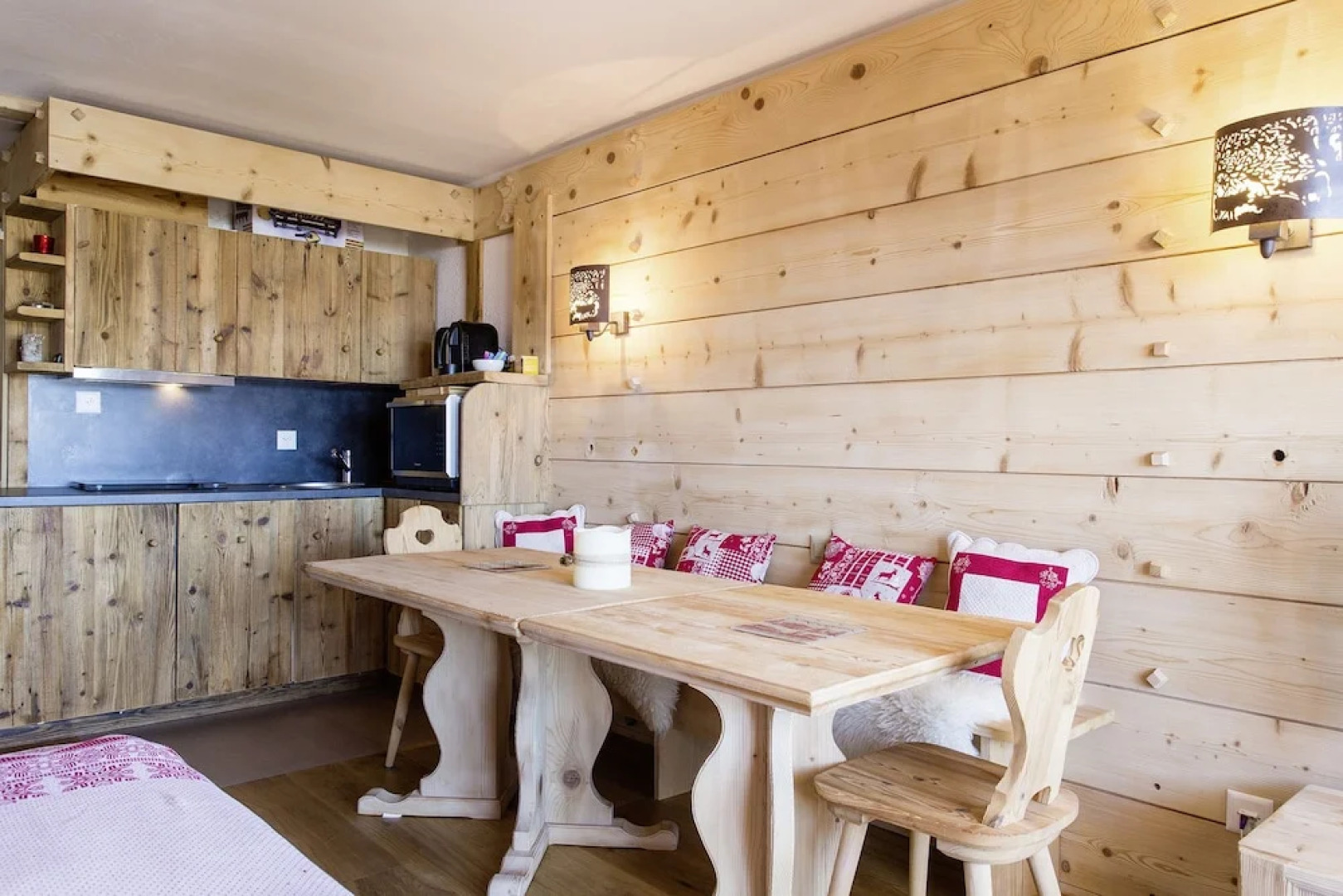 Villars Bristol Apartments