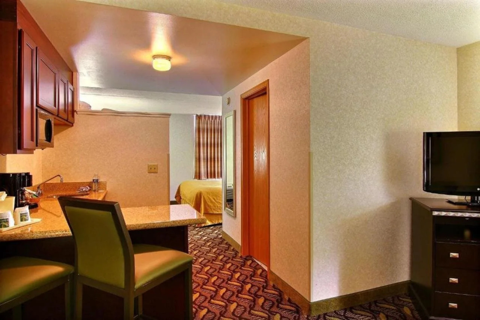 Quality Inn & Suites Mansfield