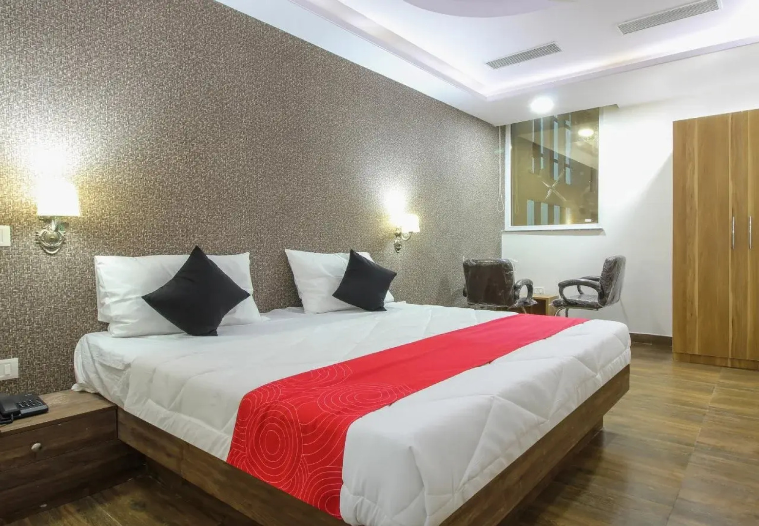 Edition O 30049 Beta Plaza