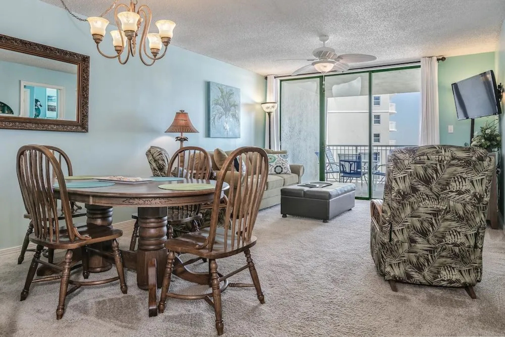 Seaside Beach and Raquet 4710