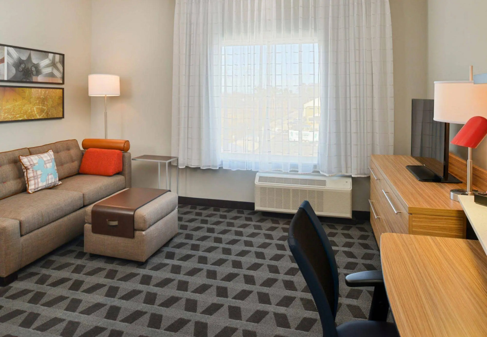 TownePlace Suites by Marriott Laplace