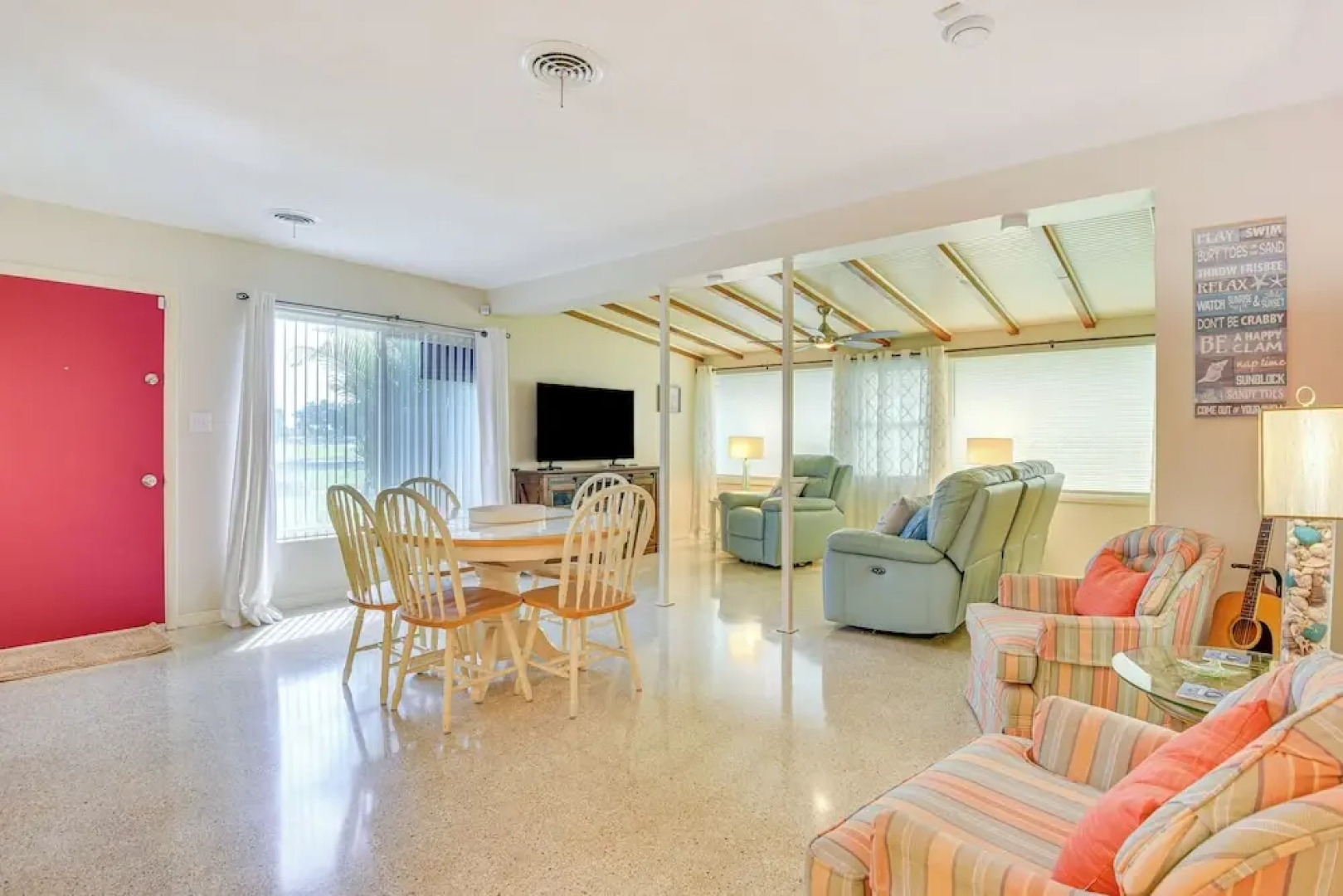 Mins From Anna Maria Island: Bright Home w/ Pool!
