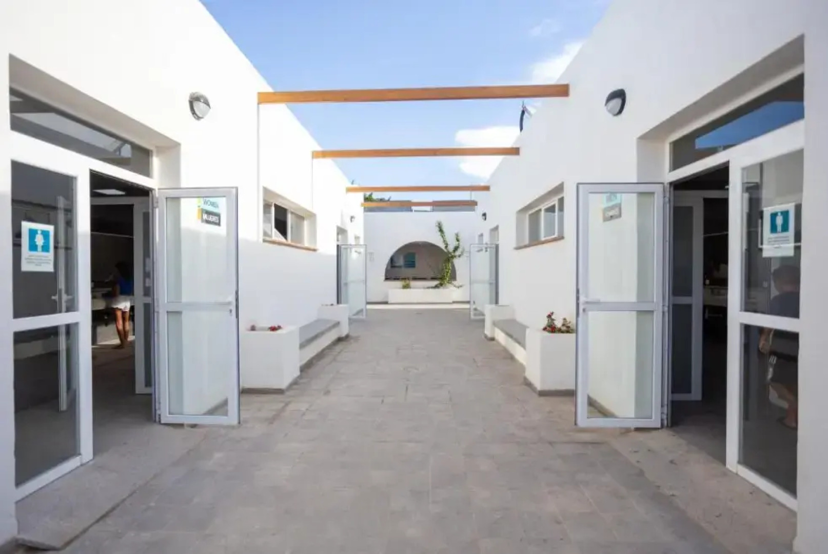 Bungalows Los Escullos