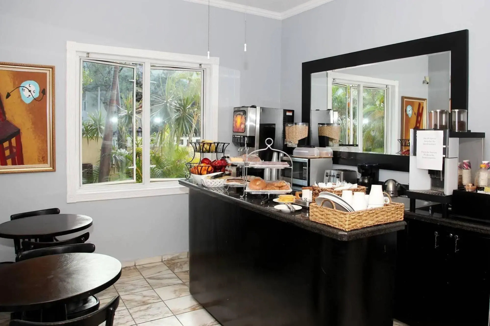 Coral Princess Hotel