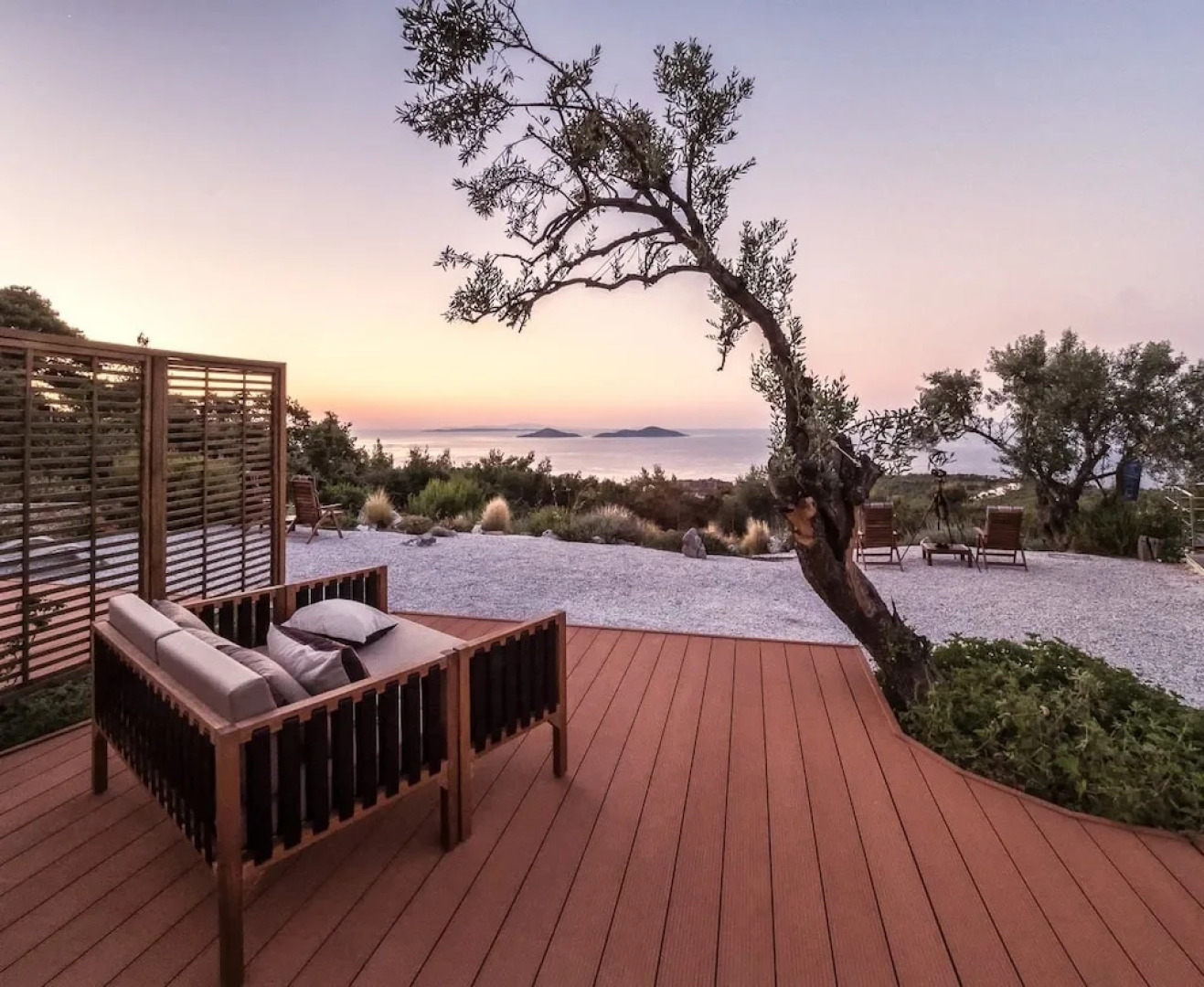 The Infinity 180 Luxury Suites - Adults Only