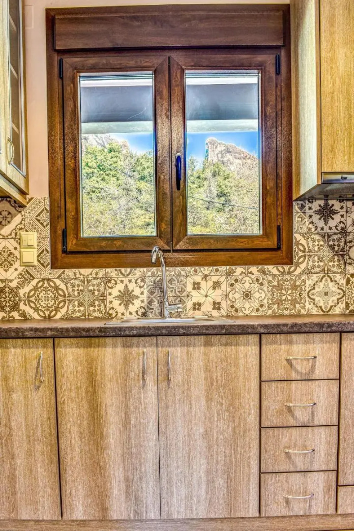 Elia Deluxe Accommodation