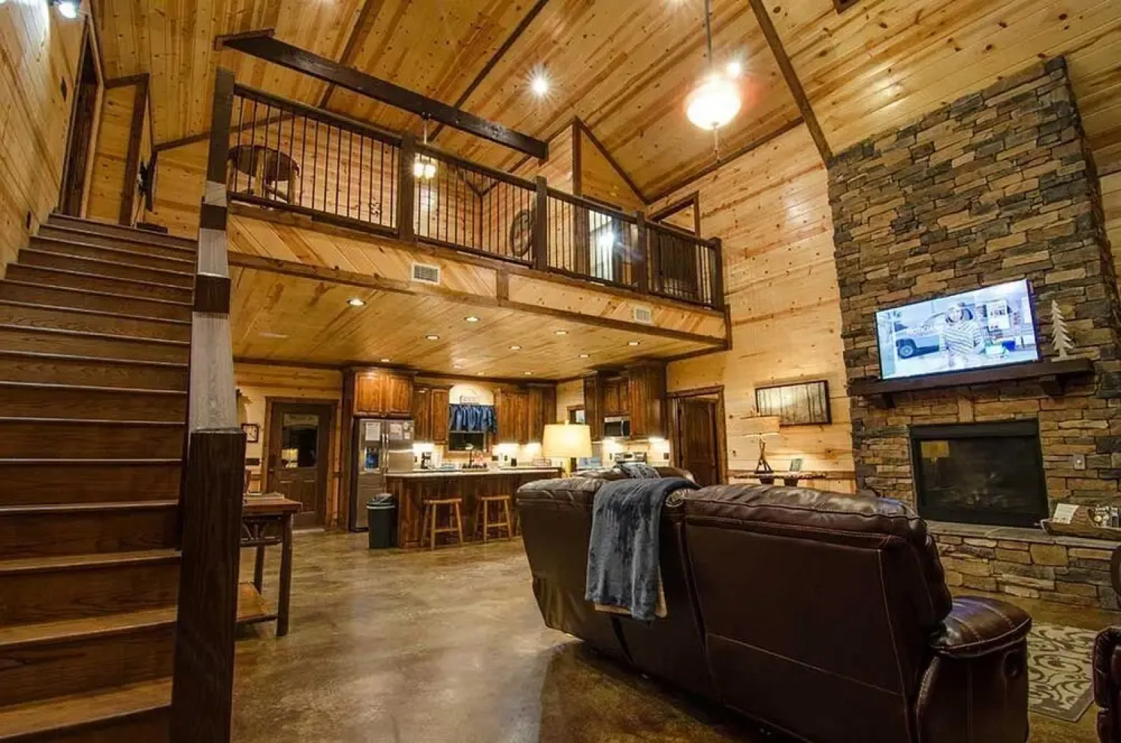 Four Leaf Clover Lodge - 4 Br Cabin