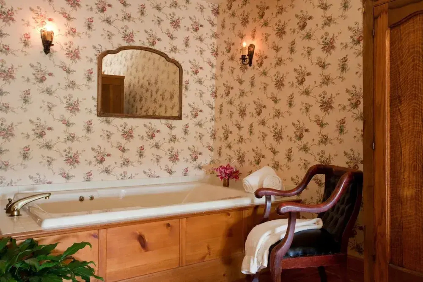 Chanticleer Guest House