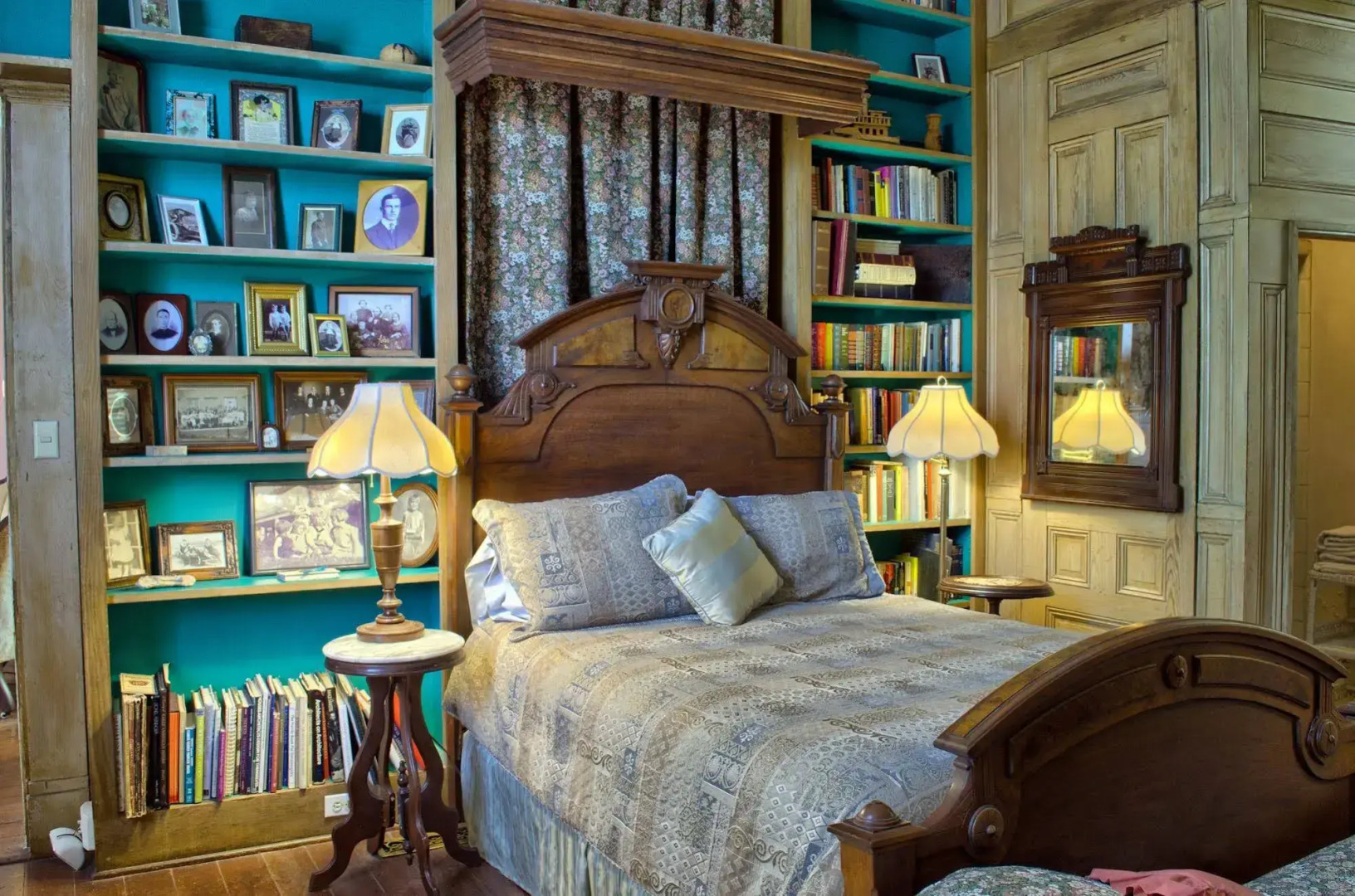 Corners Mansion Inn - A Bed & Breakfast