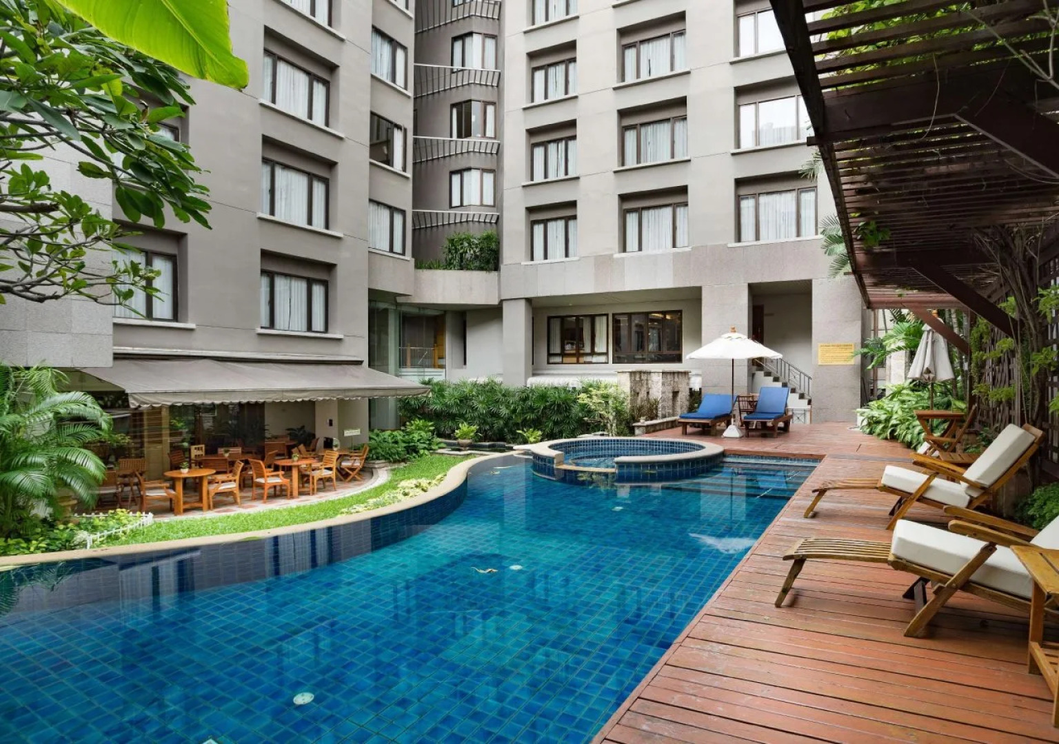 Silom Serene, a Boutique Hotel
