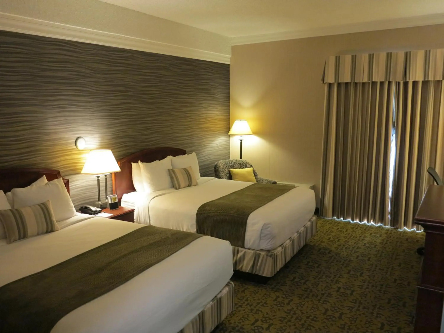 Salt Lake Plaza Hotel SureStay Collection by Best Western