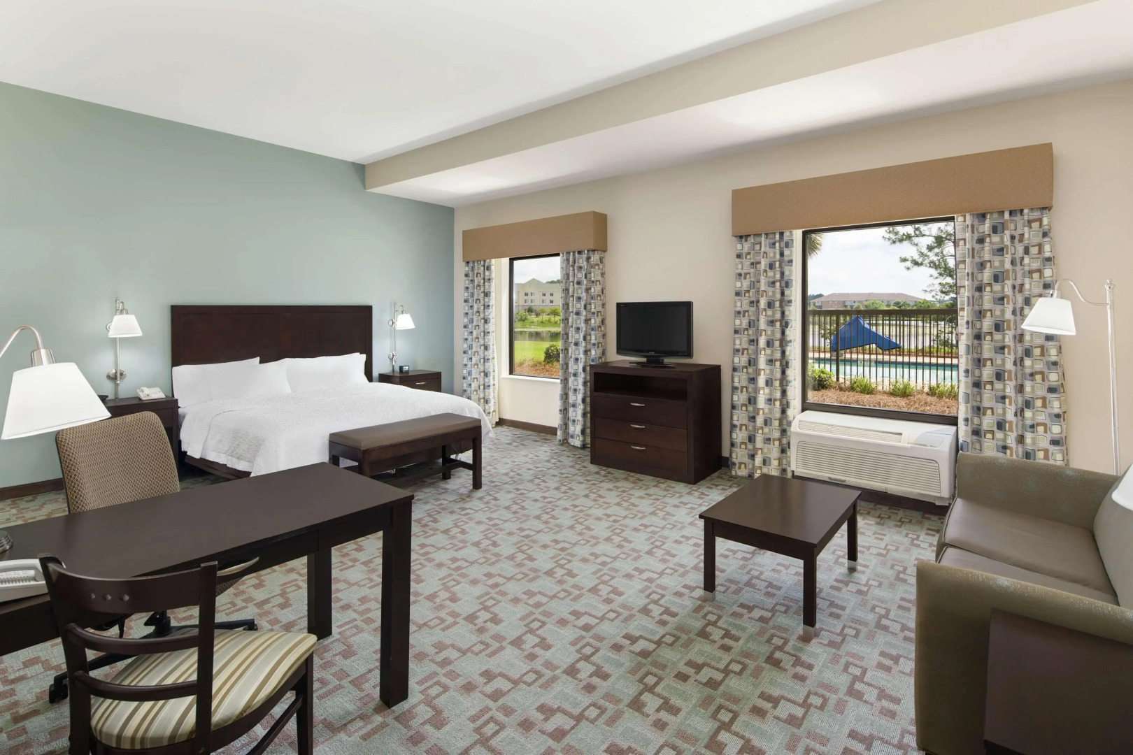 Hampton Inn & Suites Savannah-Airport