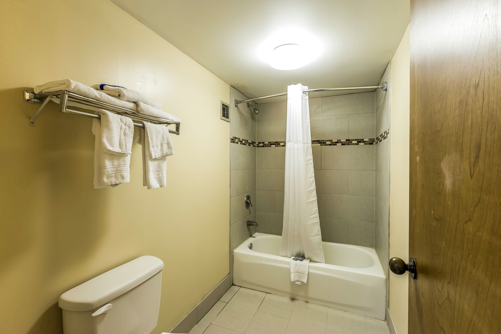 Quality Inn Crossville Near Cumberland Mountain State Park