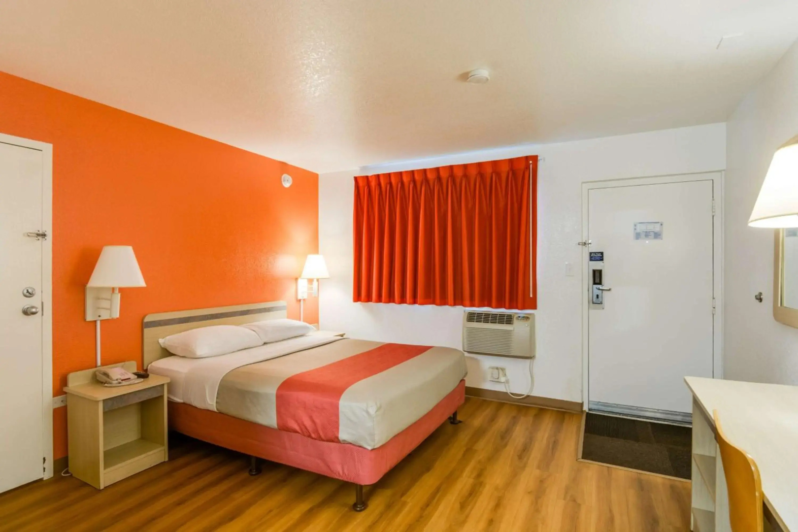 Motel 6 Schiller Park, IL - Chicago O'Hare