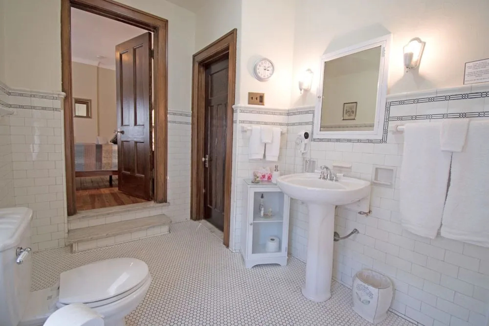 Greystone Manor Bed & Breakfast