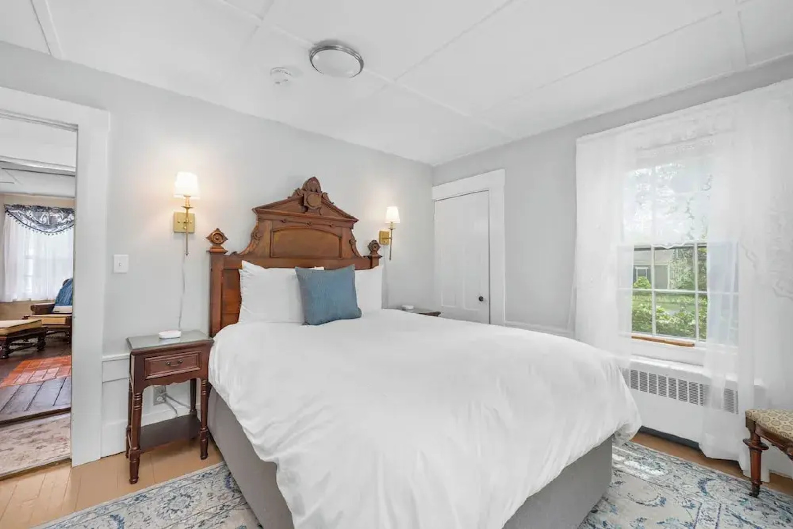 Isaiah Hall Bed & Breakfast Inn