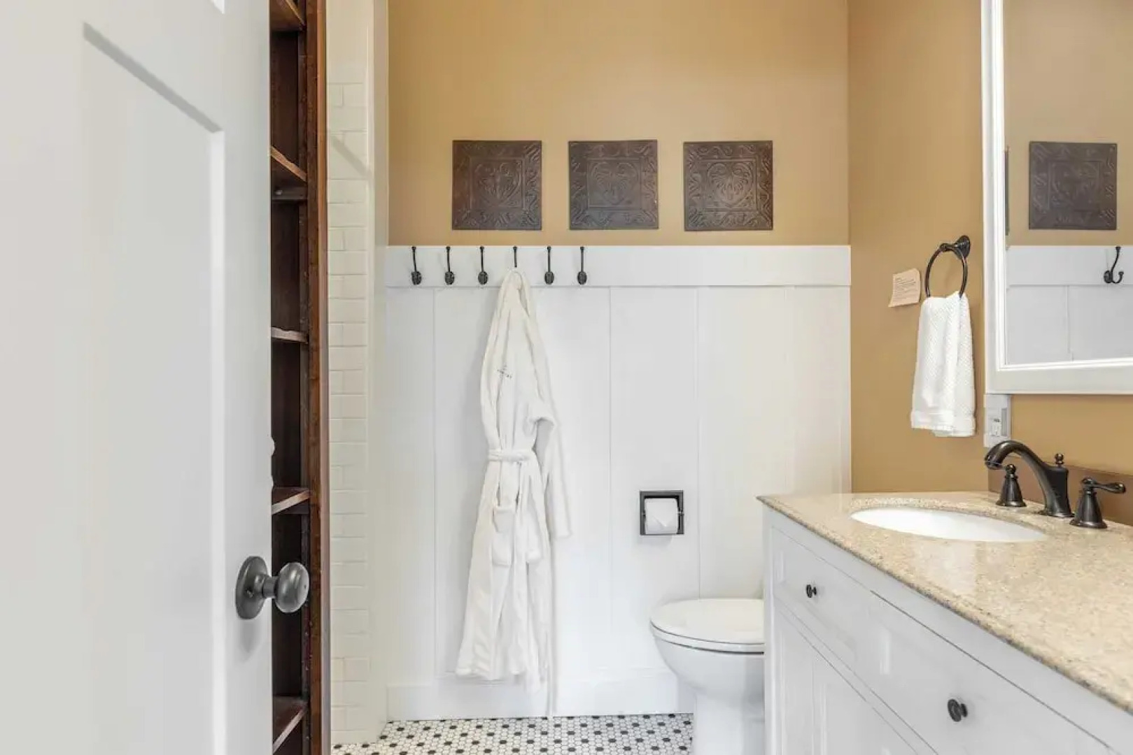 The Lookout at Crane's Landing by Avantstay