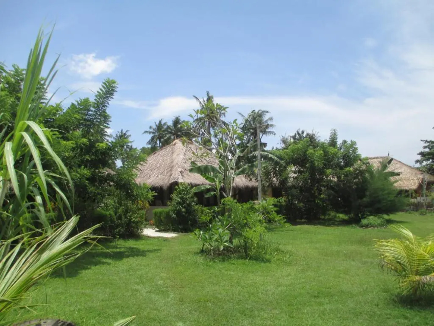 Selong Belanak Bungalows