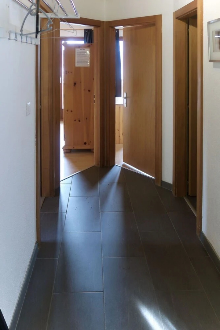 Fuchsia Vex in Vex With 4 Bedrooms and 3 Bathrooms