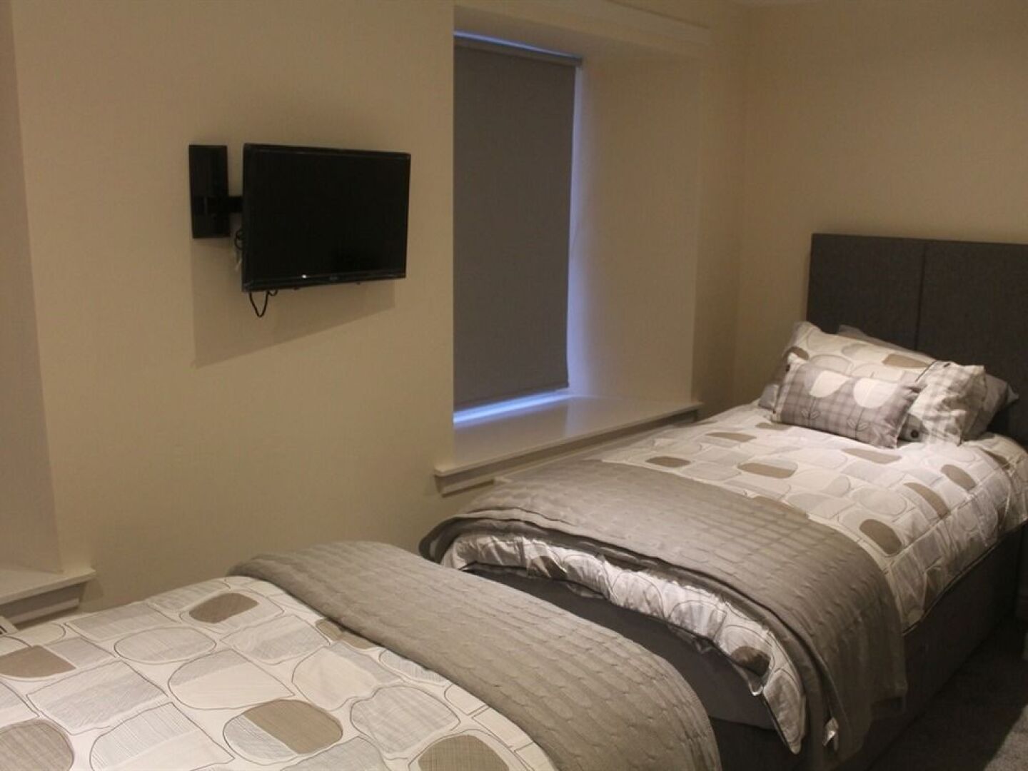 Black Bull with Rooms