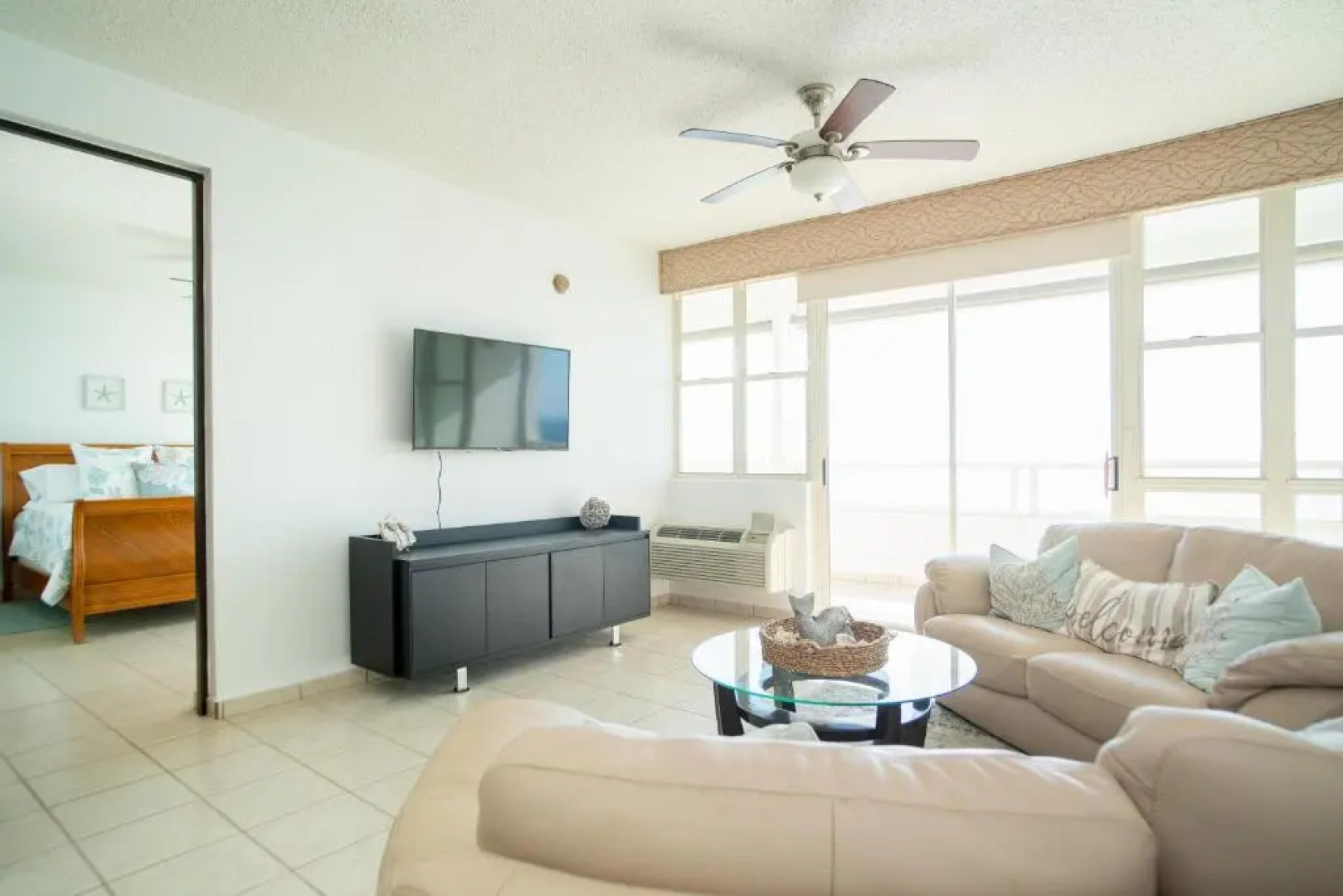 Beachfront Penthouse with Ocean and Sunset Views at Pelican Reef #703