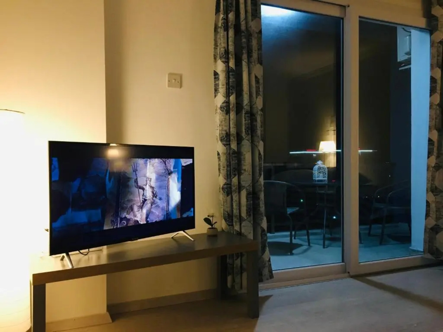 Royal Life Residence Poseidon Studio