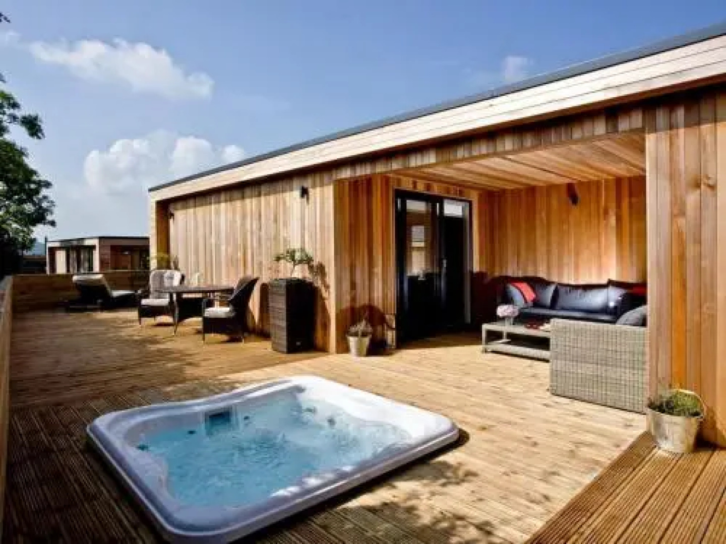 Mulberry Lodge - Strawberryfield Park