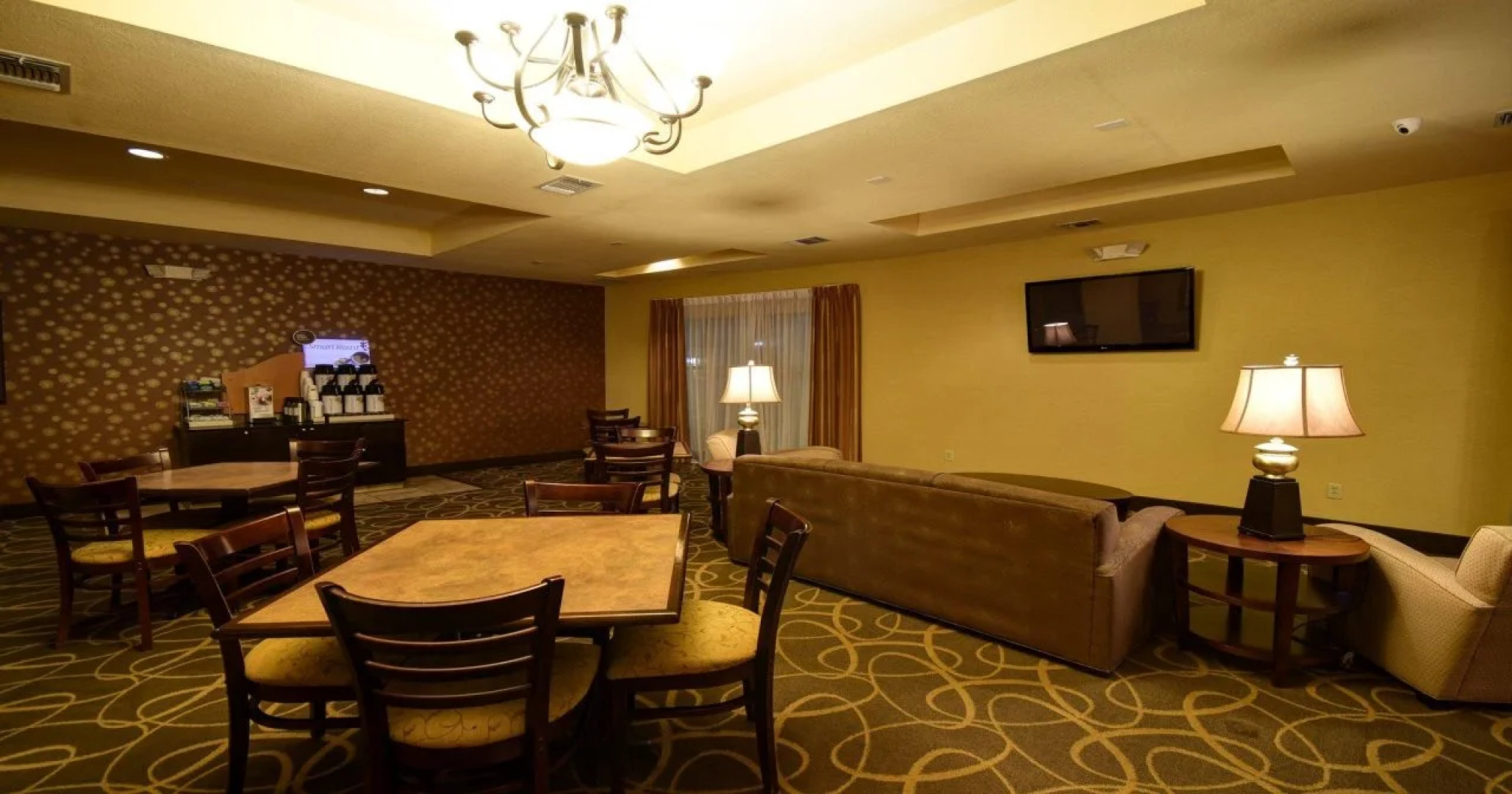 Holiday Inn Express & Suites Del Rio by IHG