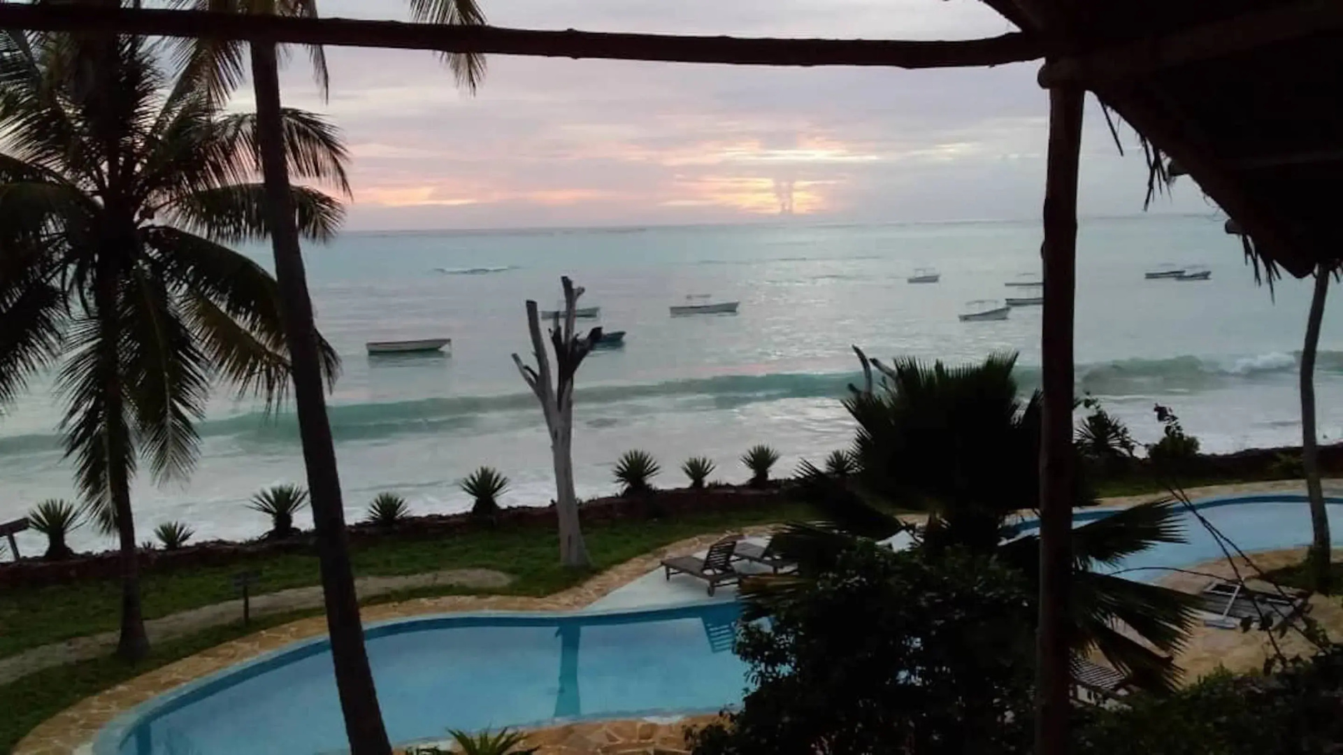 Beach House Michamvi