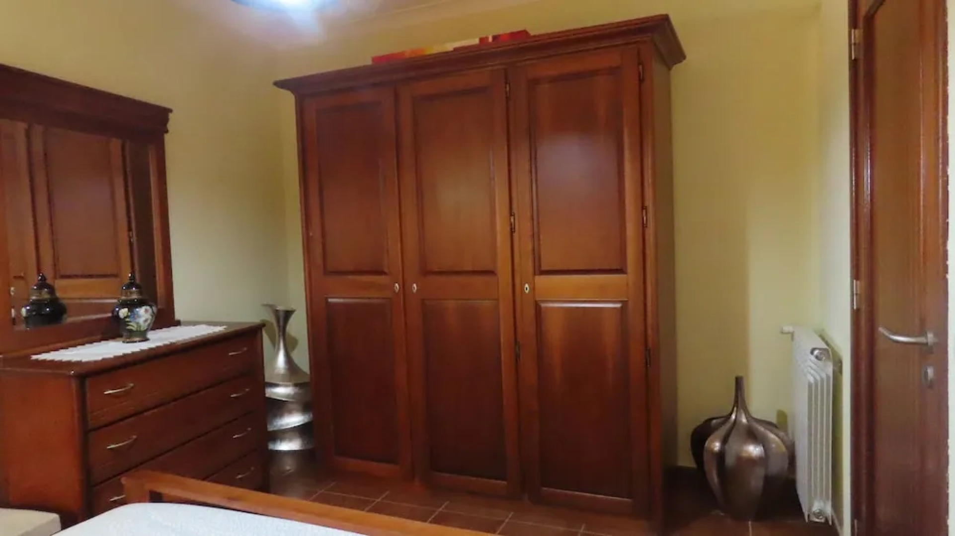 Lovely 3-bed House in Queimada Ideal for Families