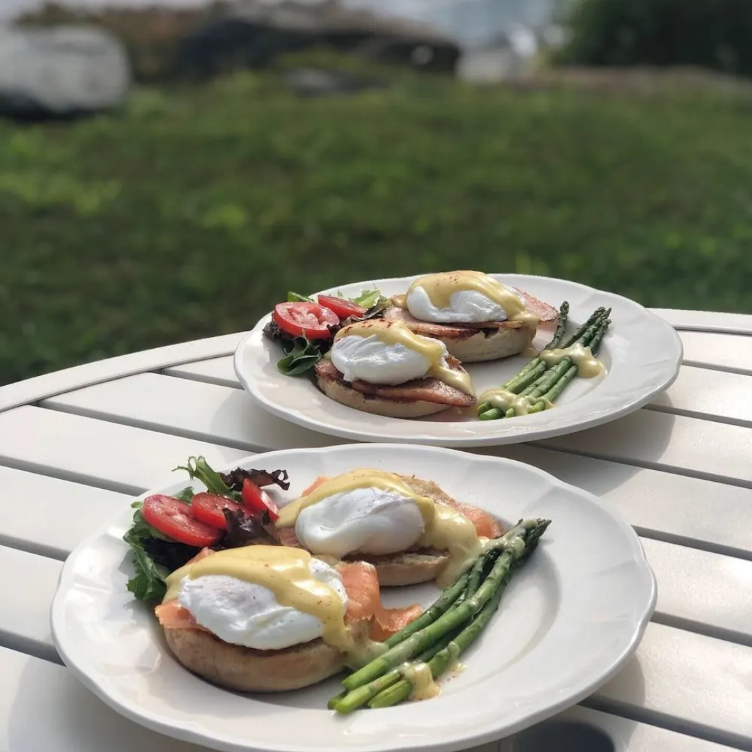 The Lake House Bed & Breakfast