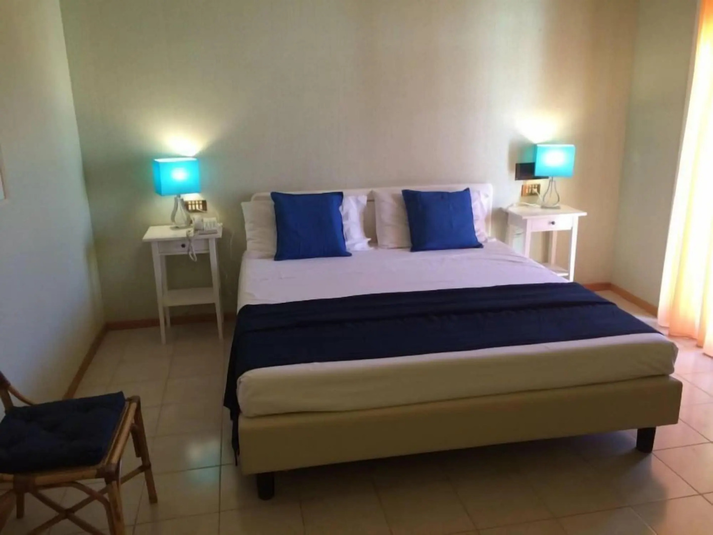 Paradise Beach Resort