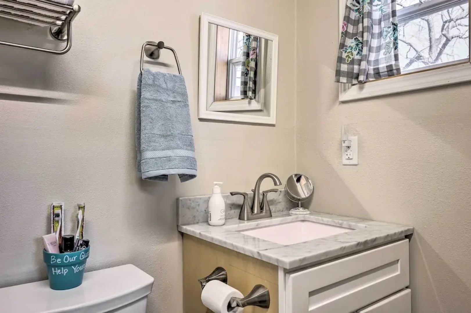 Cozy Rogers Home w/ Patio, Near Downtown!