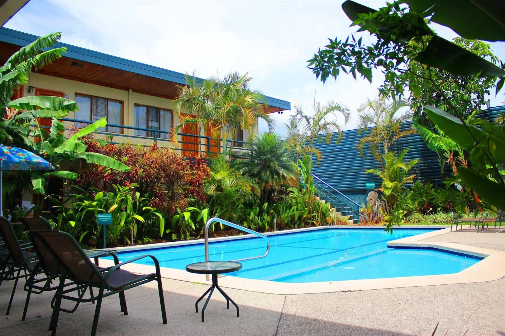 Soluxe El Sesteo Hotel