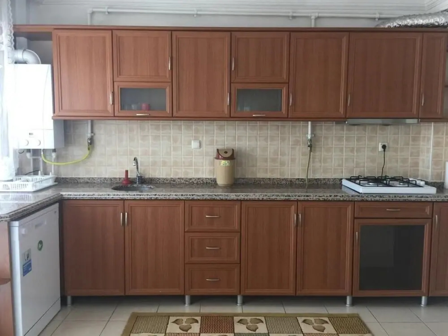 Ugurevler Apart