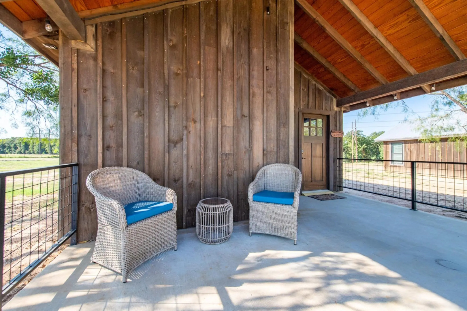 The Kingfisher Cabin 15min to Magnolia Baylor