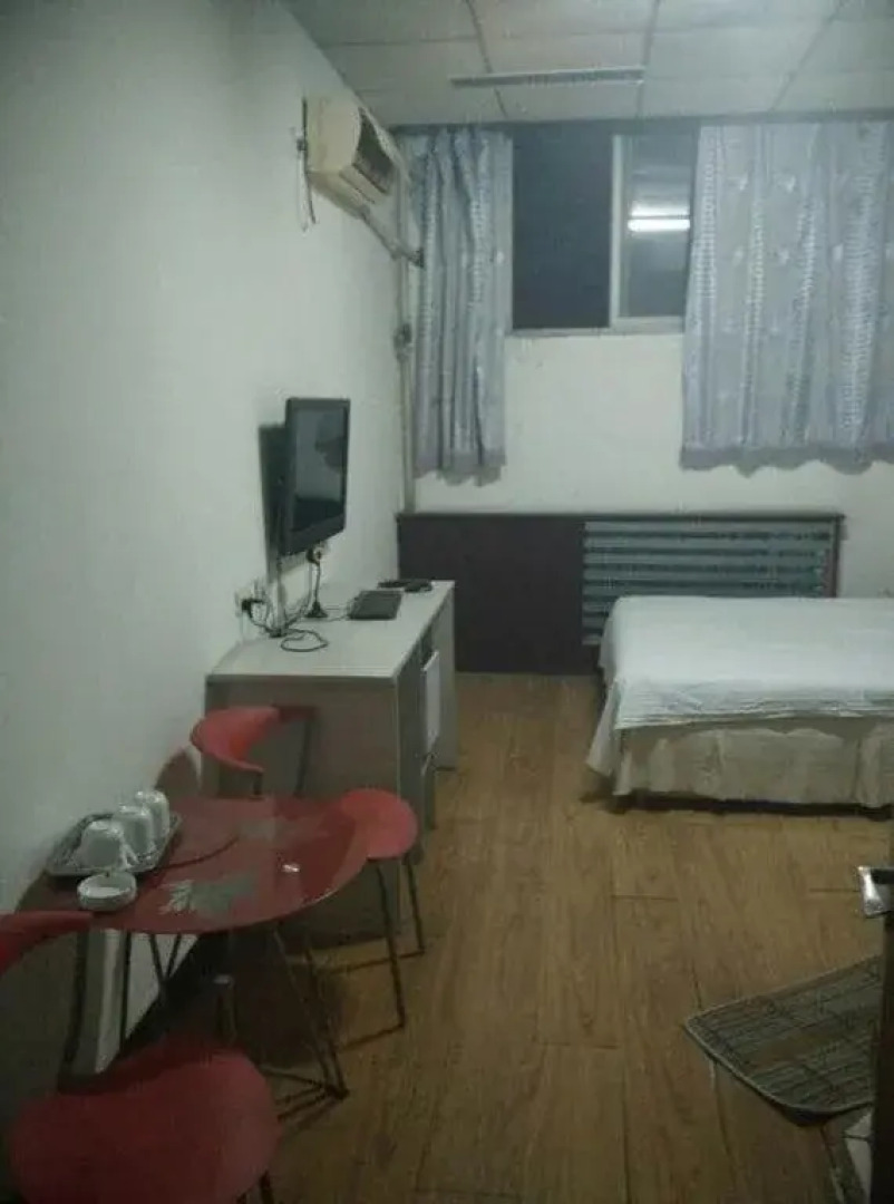 East Coach Terminal Hotel