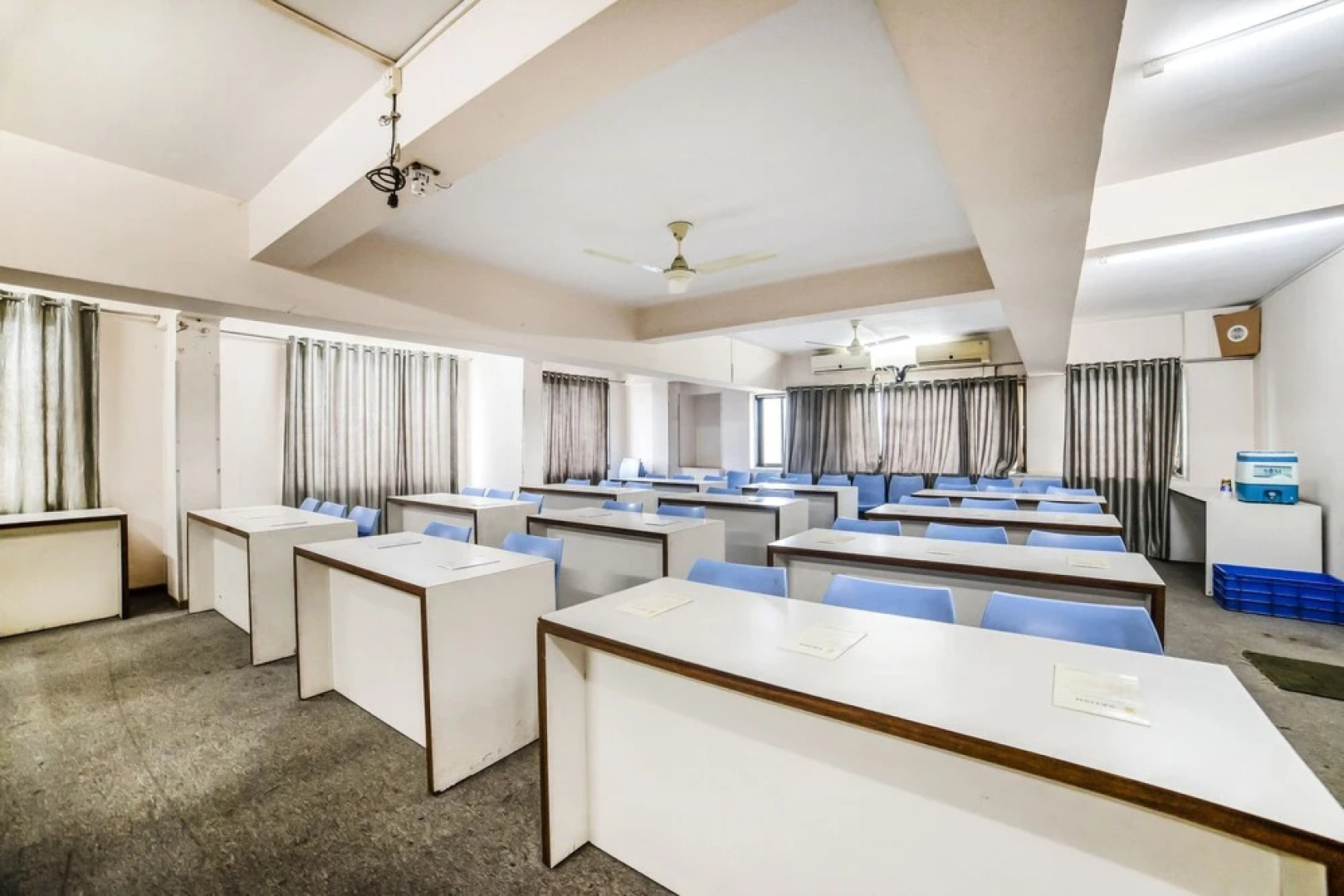 FabHotel Satish Executive Hinjewadi