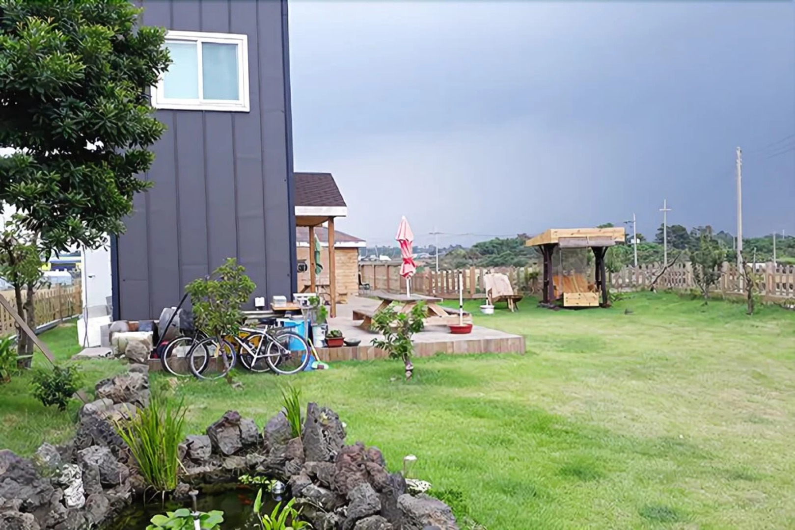 Jeju Kkamang House Pension