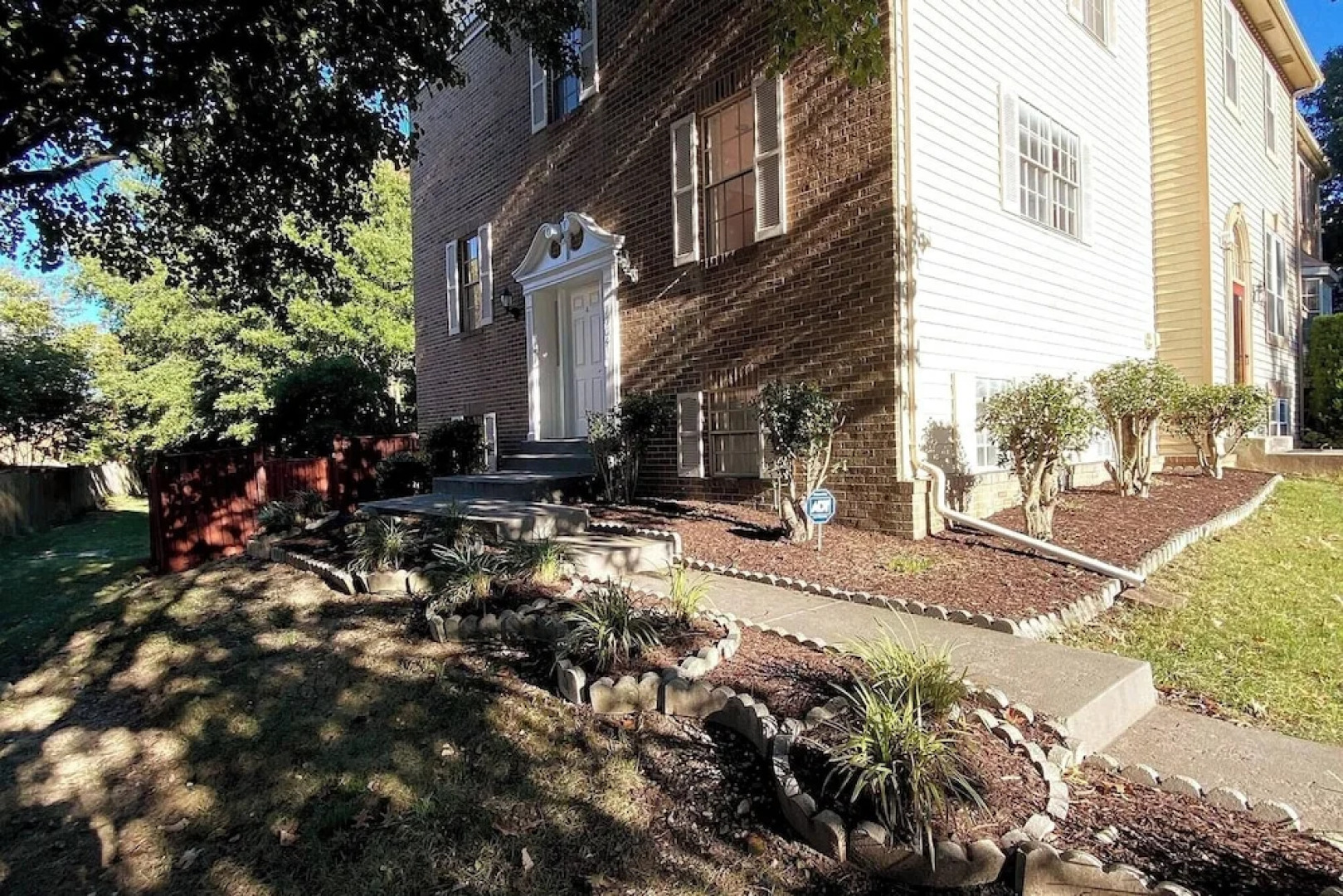 Room in House - Majestic Private Room