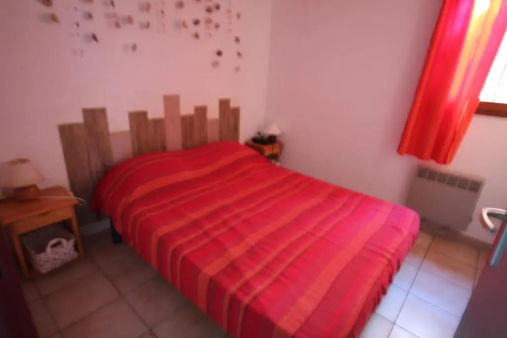 Belle villa climatisée 4-5 couchages terrasse parking dans résidence sécurisée avec piscine commune 400m de la mer LRJP11