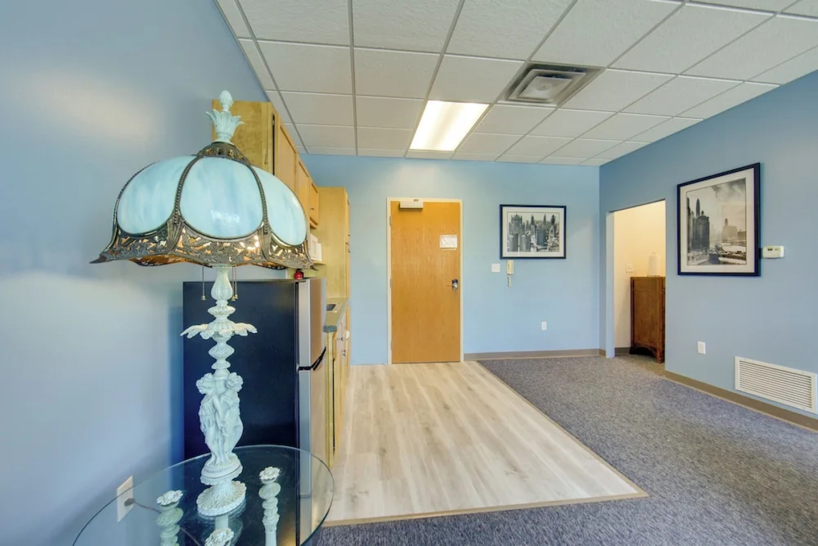 Conference Center & Pond: New Kensington Apartment