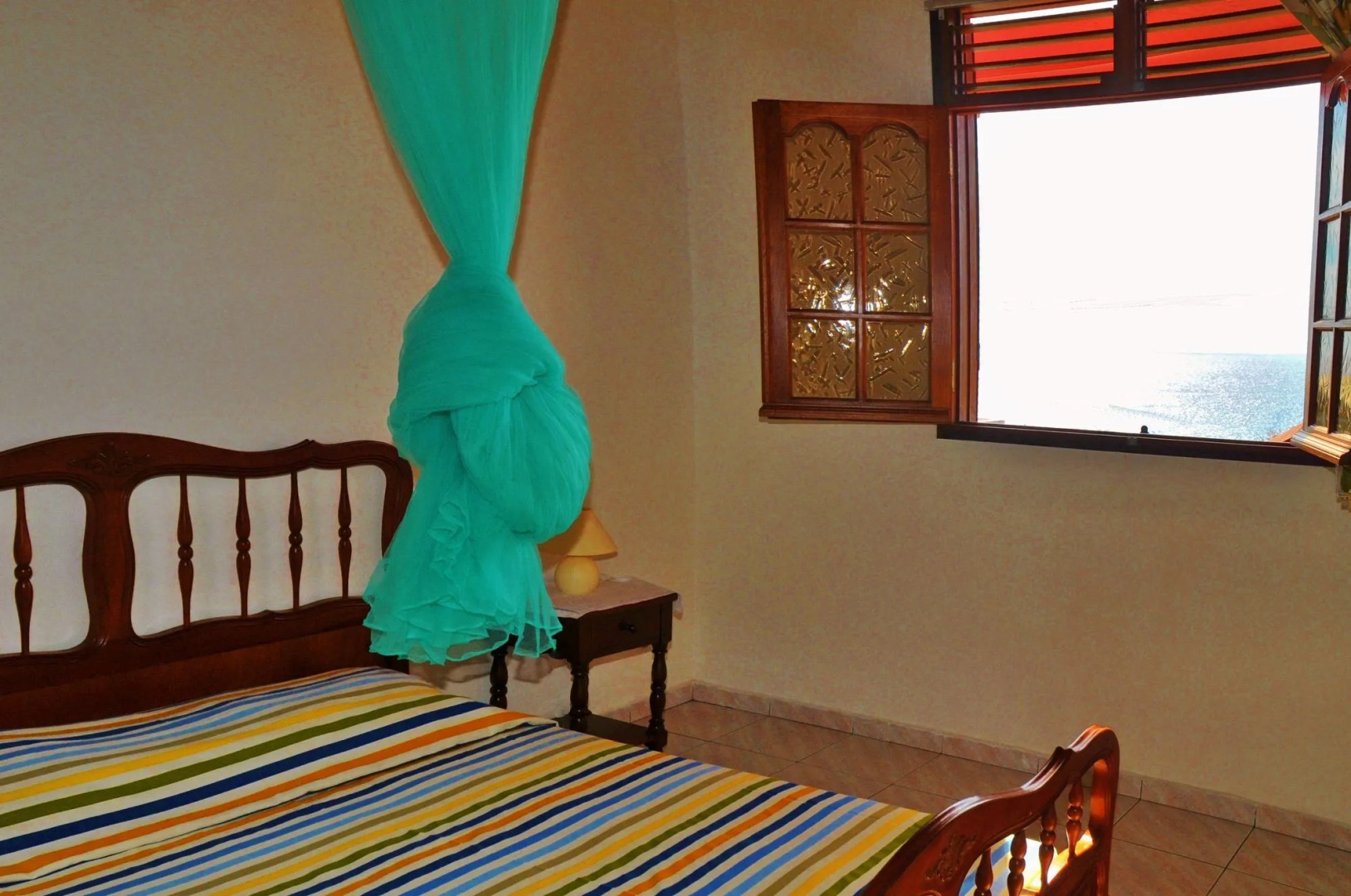 Les Merveilleux Flots de la Mer