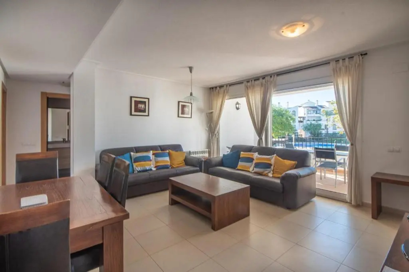 Nice Pool Views Apartment with 2 Bedrooms - BA412LT