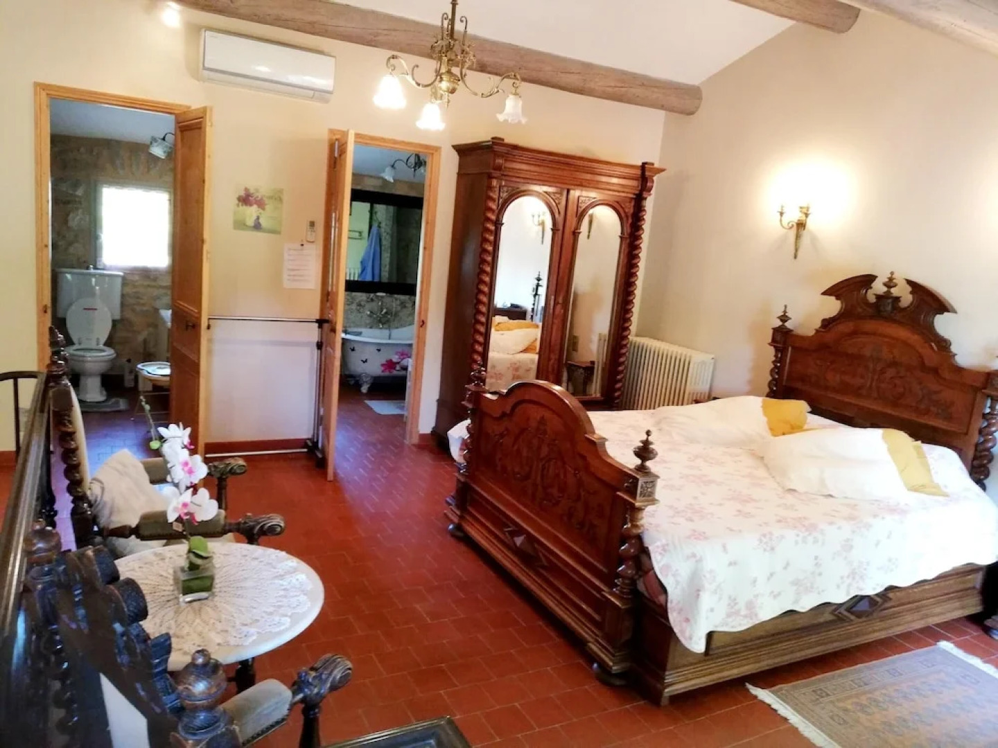 House With one Bedroom in Le Thor, With Furnished Garden and Wifi