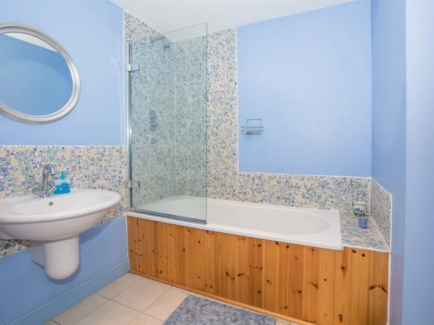 West Lodge at Porters End