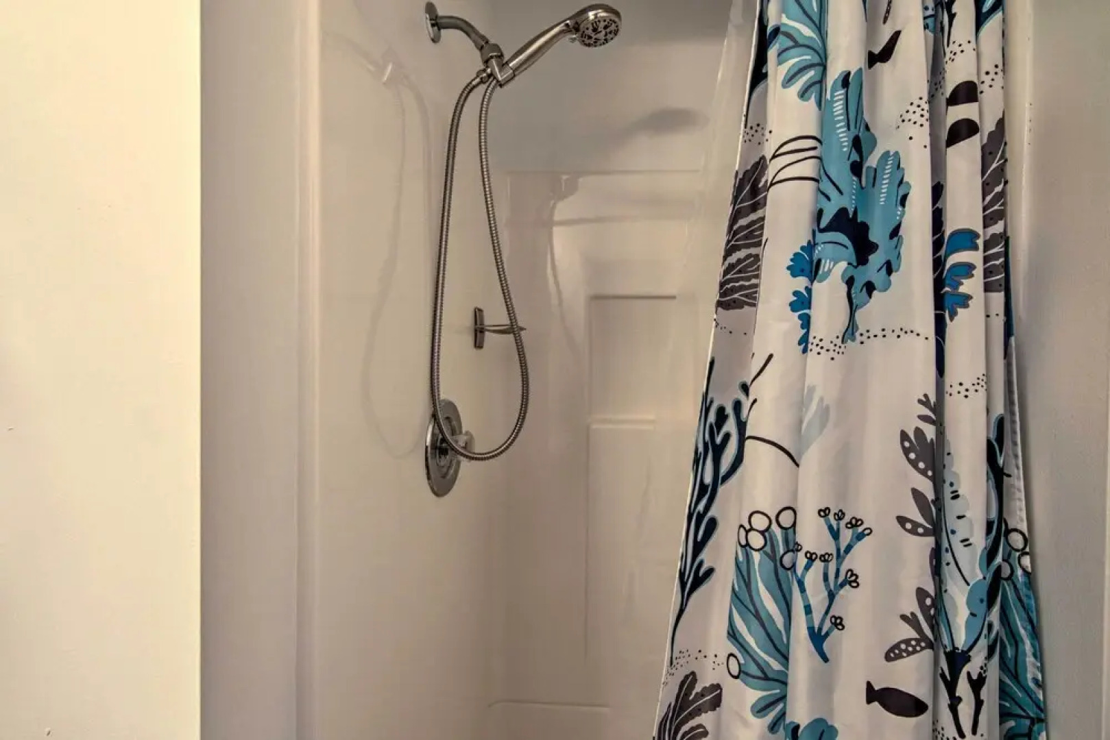 1 Mi to Beach & Boardwalk: Family Townhome