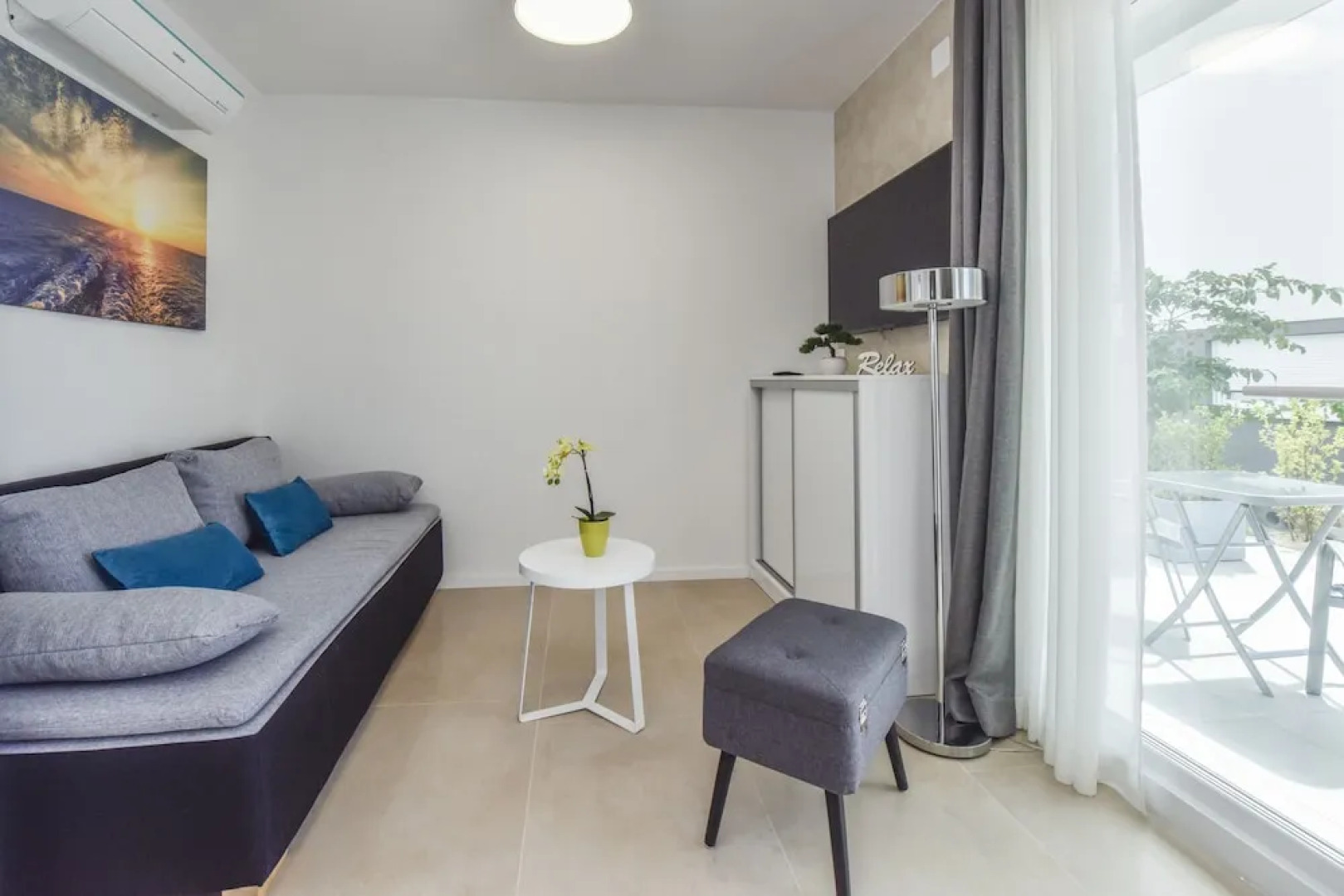 Pool Apartments & Rooms Mare