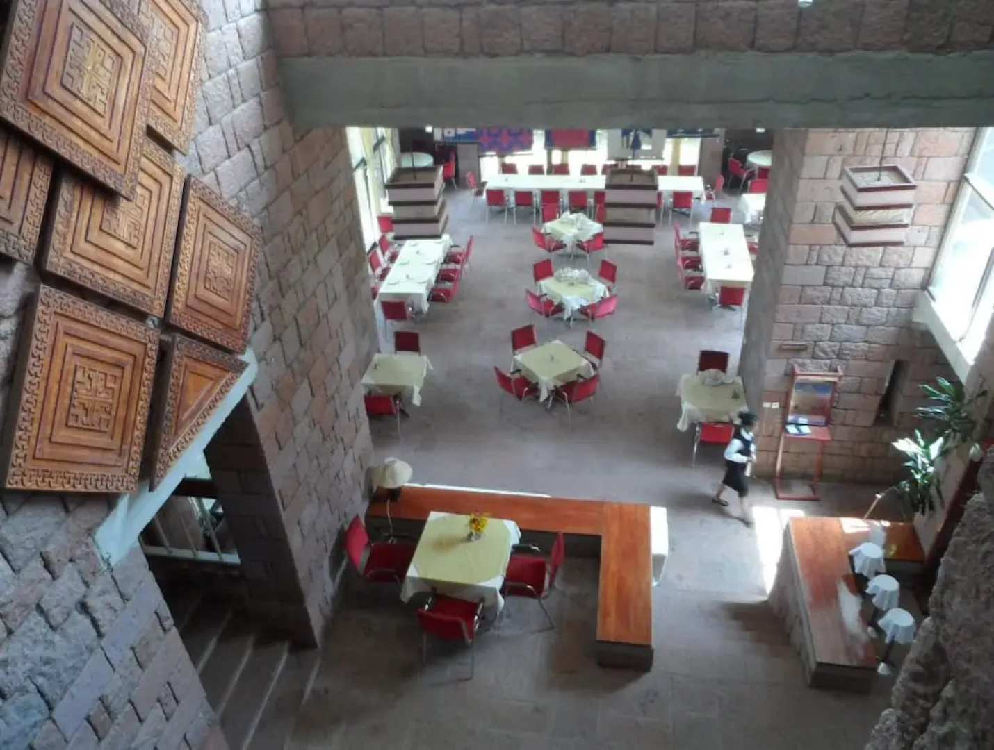 Roha Hotel