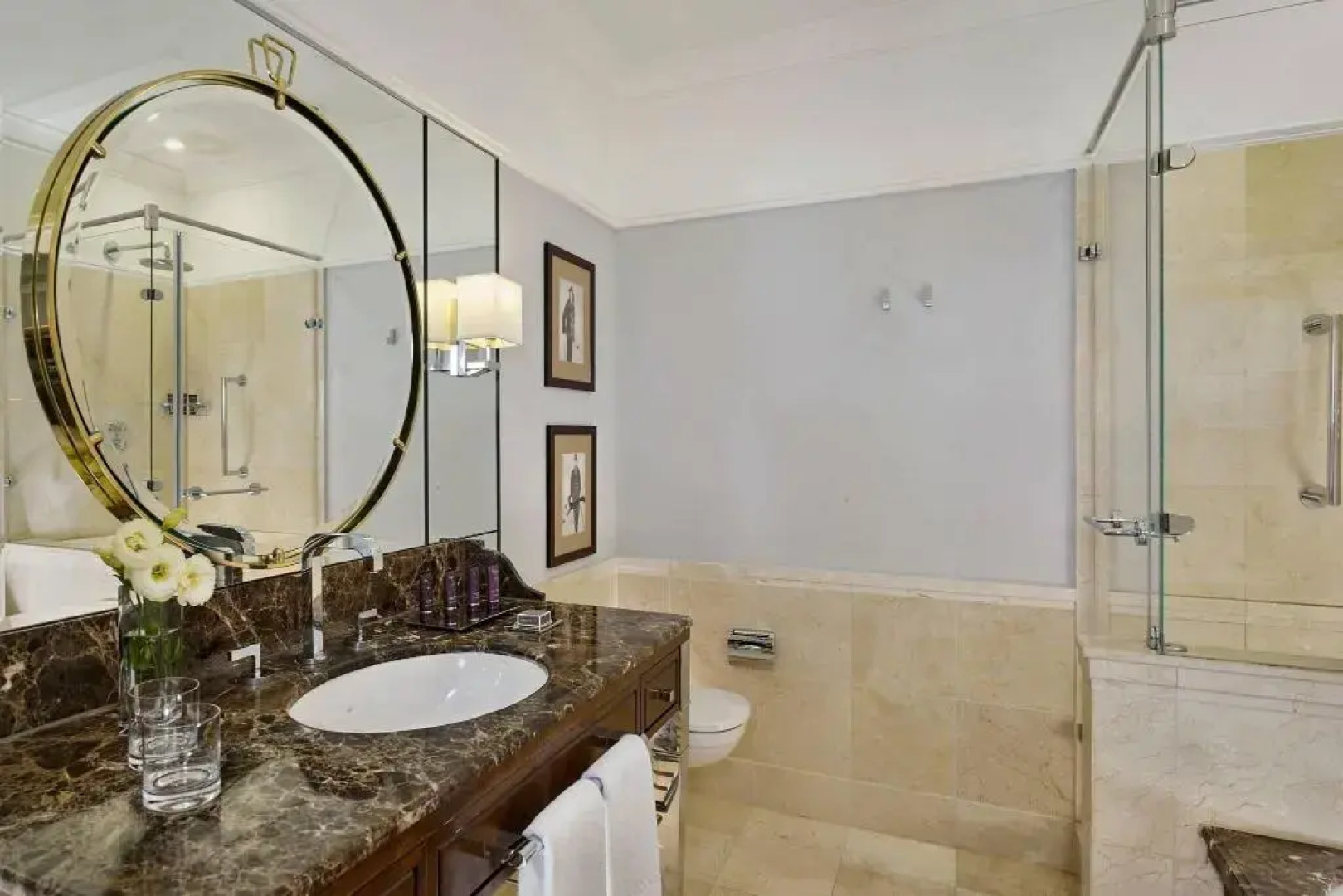 Отель Al Habtoor Palace